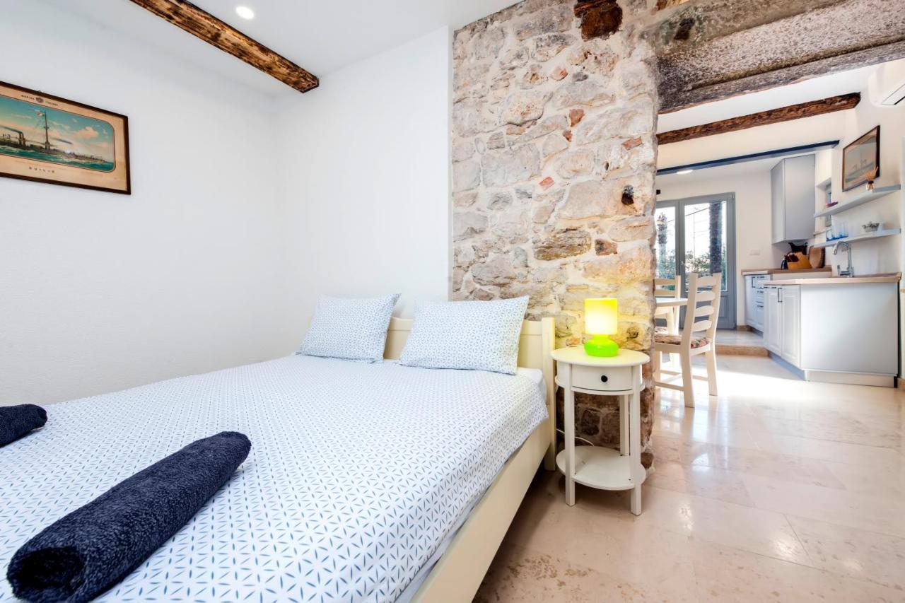 Old Town Garden Studio Lägenhet Rovinj Exteriör bild