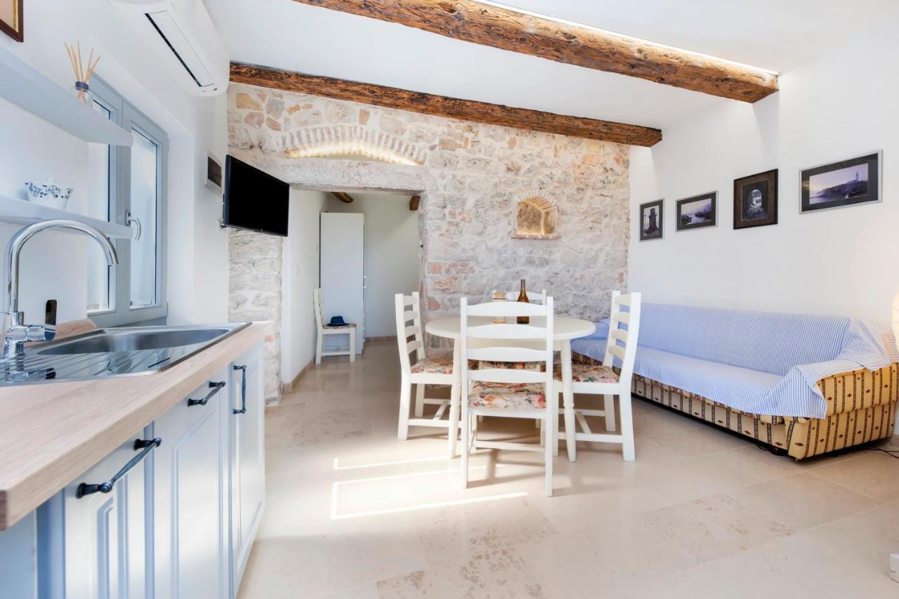 Old Town Garden Studio Lägenhet Rovinj Exteriör bild